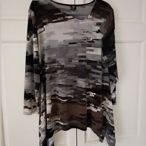 Yolanda kwan tunic  Long Sleeve Pit To Pit 22" Fit's L and Xl.